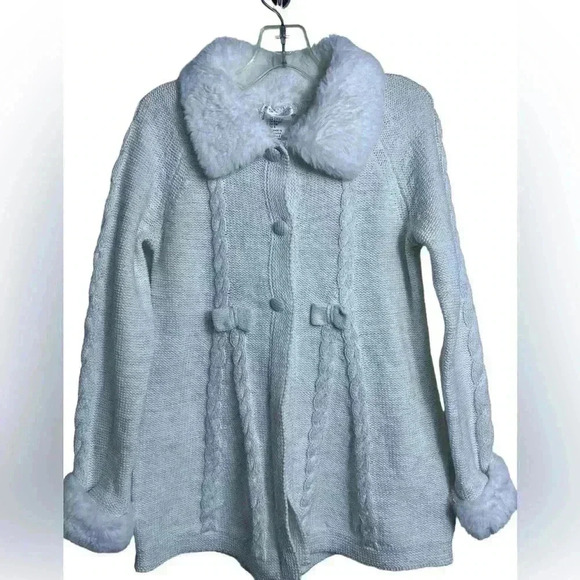 Max Studio Other - Max Studio Girls 5-6 White with Metallic Faux Fur Coat & Matching Purse